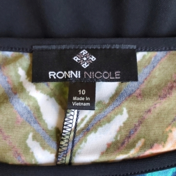 Ronni Nicole multi color Sleeveless dress size 10 - Picture 7 of 11